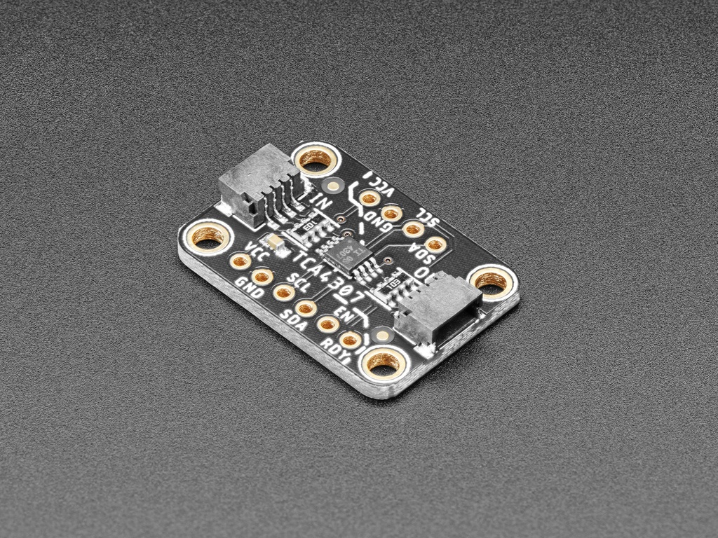 Adafruit TCA4307 Hot-Swap I2C Buffer with Stuck Bus Recovery - STEMMA QT / Qwiic